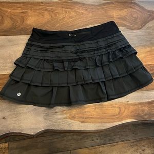 Lululemon skirt/ Back on Track Lined Skirt